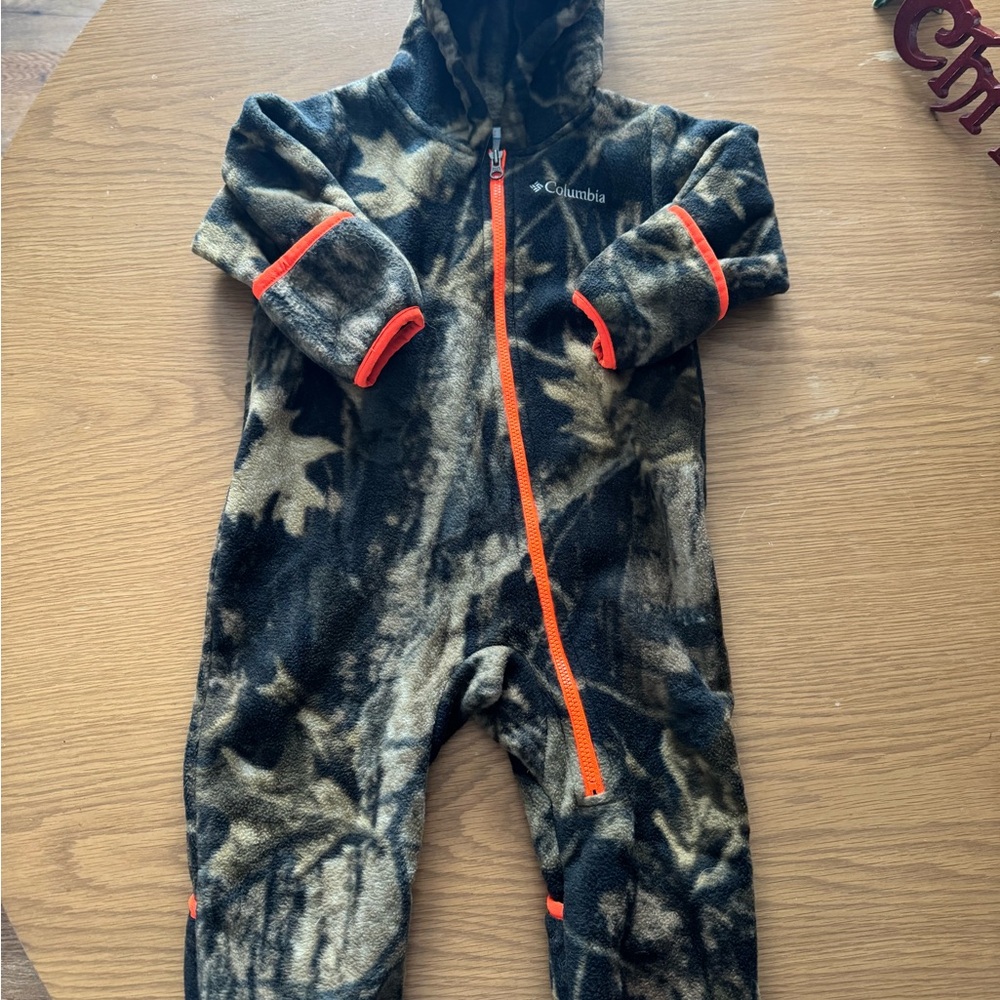 RARE Columbia Kids Camo Footie with Bright Orange Zipper